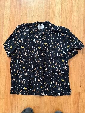 Linen Black Short-Sleeve Button-Down Shirt with Yellow, Cream & Tan Spot Print